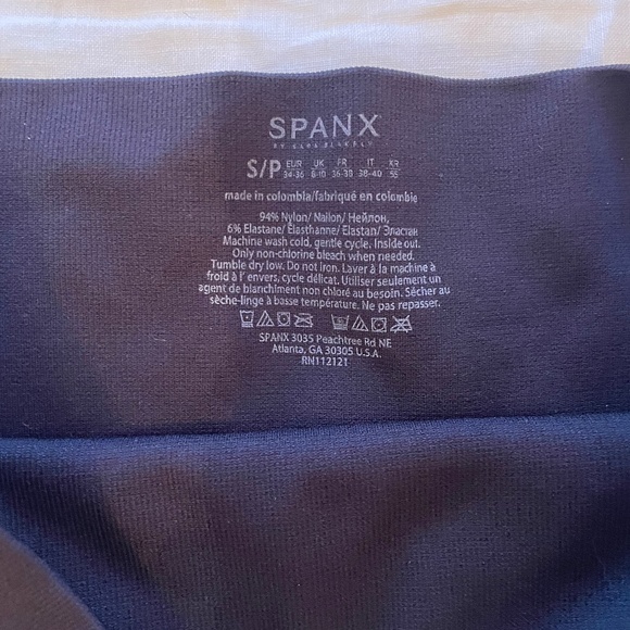 Spanx Leggings, Black, Small - Picture 3 of 4
